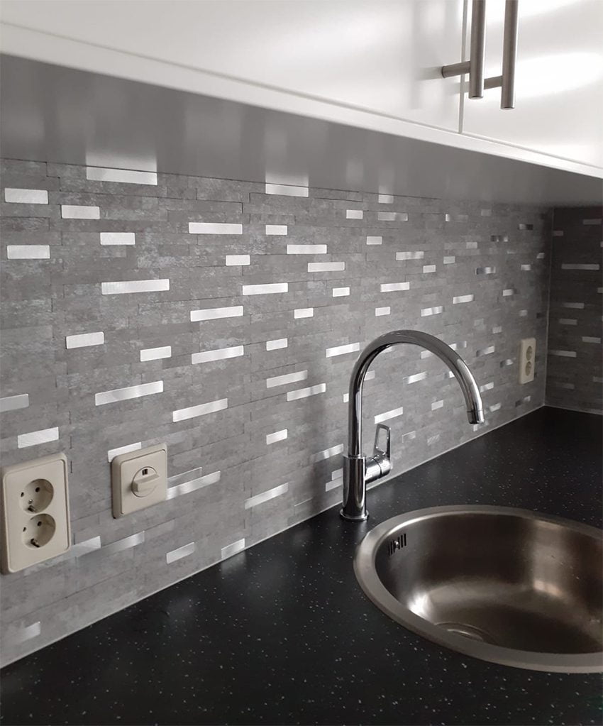 Mosaico autoadhesivo de piedra classic grey silver - 30,2×29,2×0,4cm