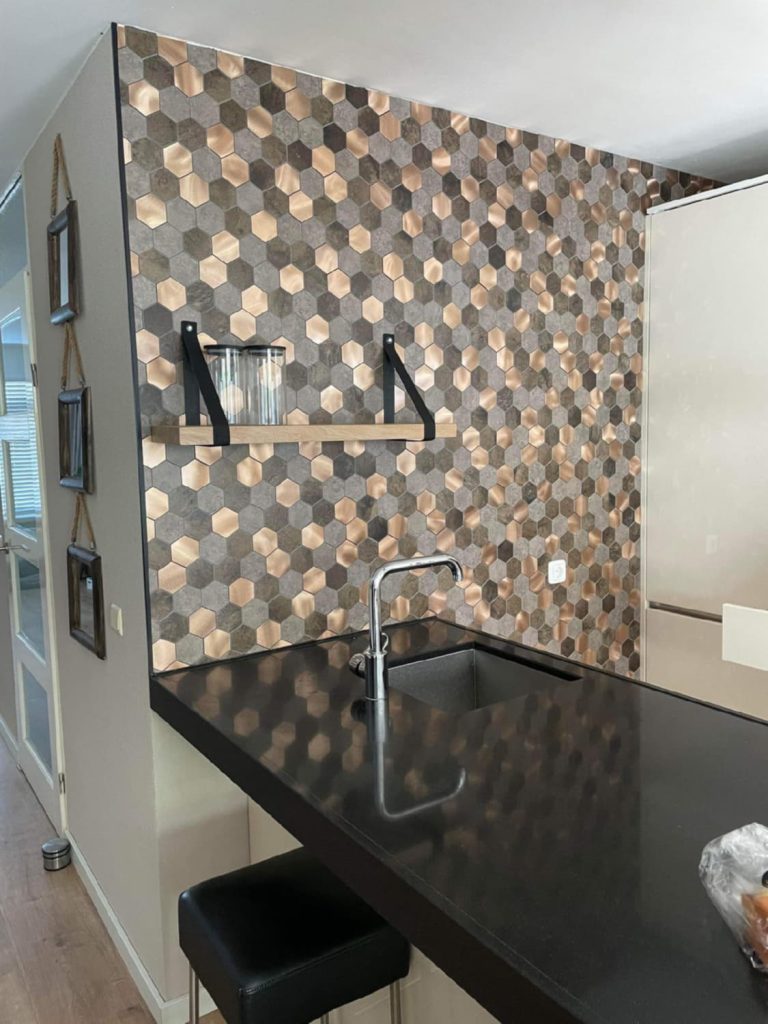 Mosaico autoadhesivo tira de ladrillo hexagonal beige medio 28,8x29x0,4cm