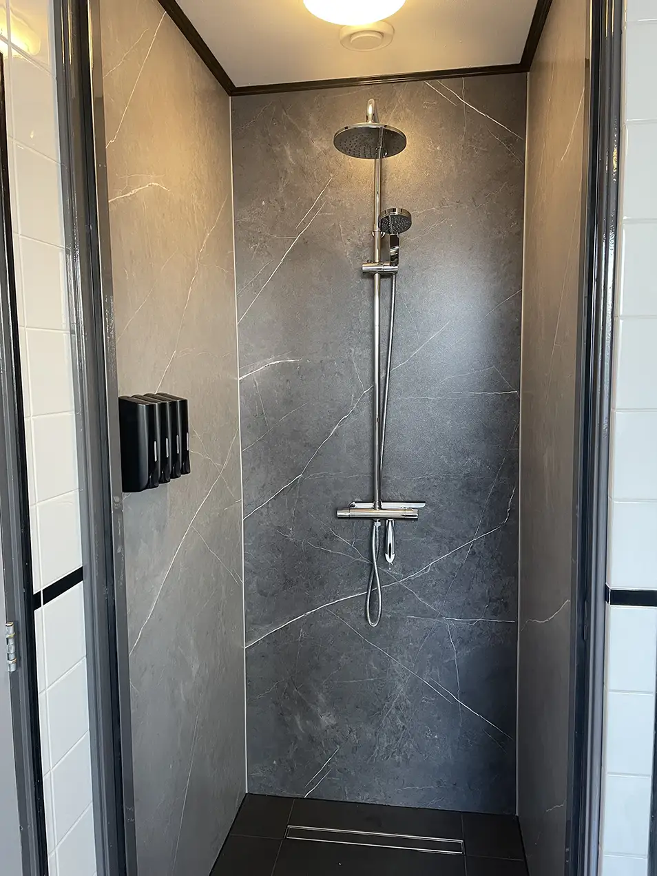 Panel SPC de pared de losa de mármol Carrara Venus Matt Grey 260x120x0,35cm