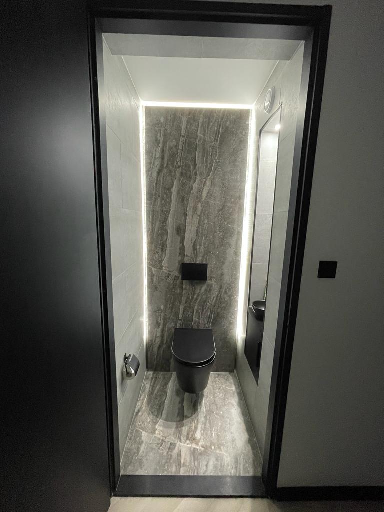 Panel SPC de pared de losa de mármol Géminis Granite Matte Dark Stone 260x120x0,35cm